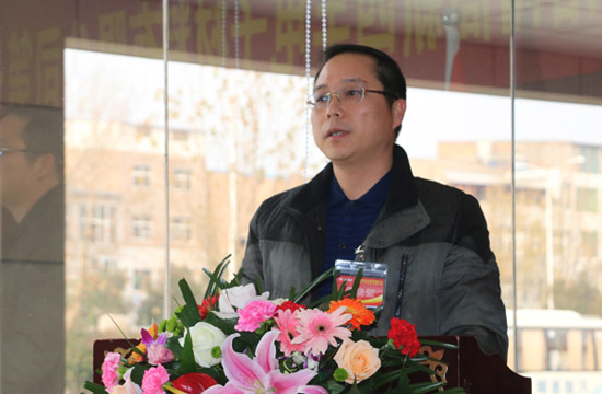 �ķ���ӵ�һ�칤���Ա��������߹��Ὠ����Բ������